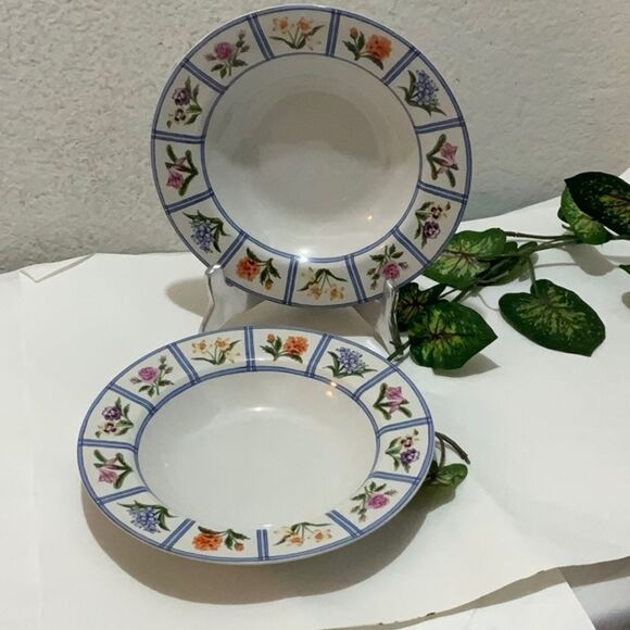 2 AMERICAN ATELIER ELIZABETH 5020 salad Plate 9” Granny Core Floral Gingham A2 - Picture 1 of 12